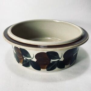 Vintage Arabia Ruija Finland Hand Painted Ceramic Stoneware Vegetable Salad Bowl